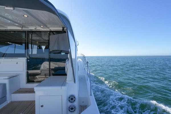 2020 Riviera 545 SUV Fringe Benefits, photo 02
