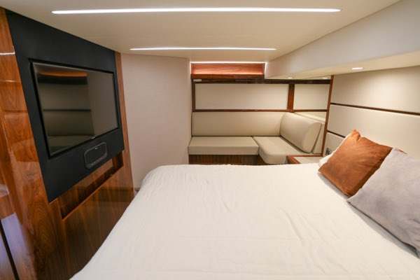 2020 Riviera 545 SUV Fringe Benefits, photo 66